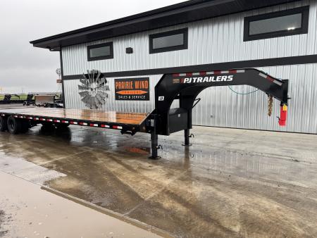 New 2027 PJ Trailers LD36GN Deckover Trailer