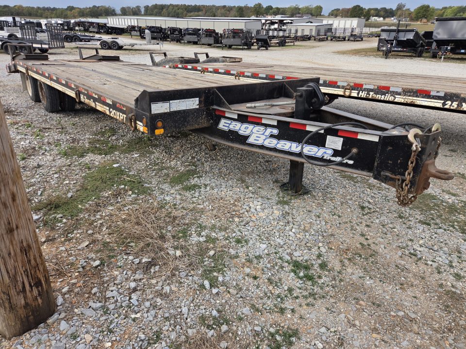 Used 2011 Eager Beaver 102X26 TANDEM PINTLE W/22.5K AIR BRAKE AXLES OAK FLOOR & 6FT DOVE