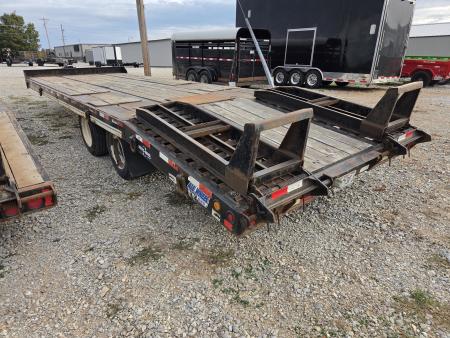 Used 2011 Eager Beaver 102X26 TANDEM PINTLE W/22.5K AIR BRAKE AXLES OAK FLOOR & 6FT DOVE