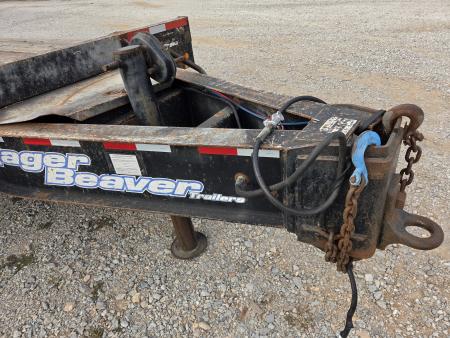 Used 2008 Eager Beaver 102X30 TRIPLE PINTLE W/3-22.5K AIR BRAKE AXLES OAK FLOOR 6'DOVE FLIPOVER RAMPS & AIR LIFT FRONT AXLE