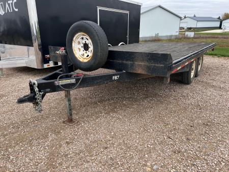 Used 2007 Jensen Deckover Equipment Trailer