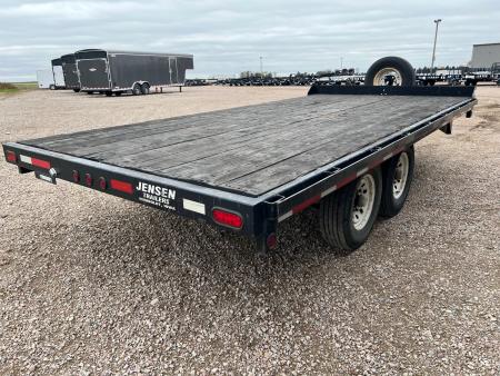 Used 2007 Jensen Deckover Equipment Trailer