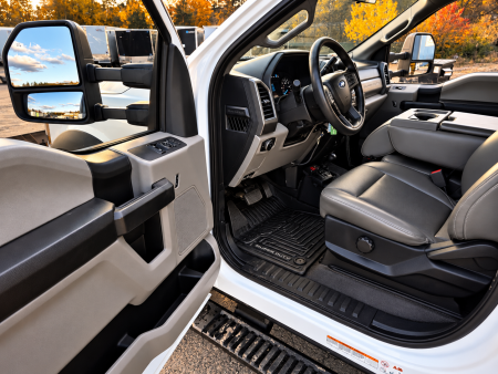 Used 2017 Ford F550 Dump Truck