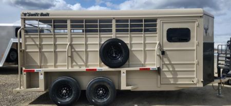 New 2025 Swift Built Trailers BP 18' 3H SLANT Stock / Stock Combo Trailer