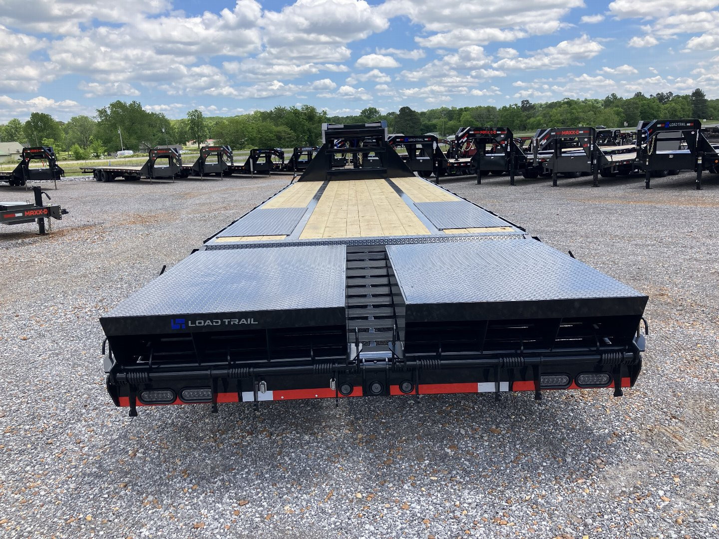 New 2025 Load Trail Gooseneck Flatbed Trailer | 102" x 30' 25.9KGVWR