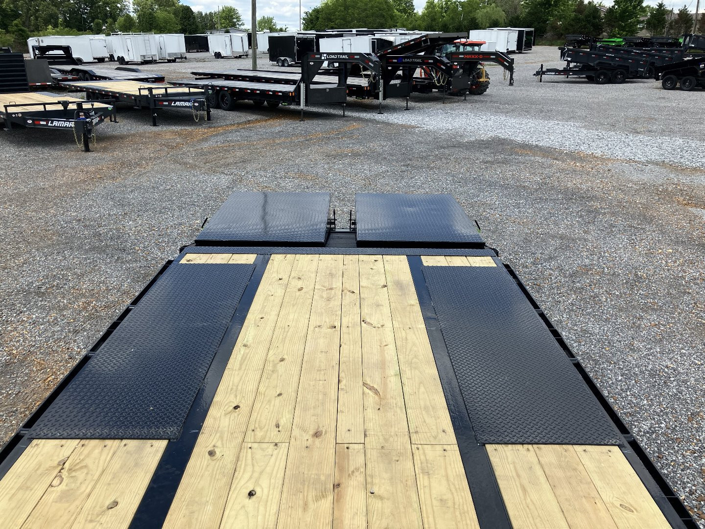 New 2025 Load Trail Gooseneck Flatbed Trailer | 102" x 30' 25.9KGVWR
