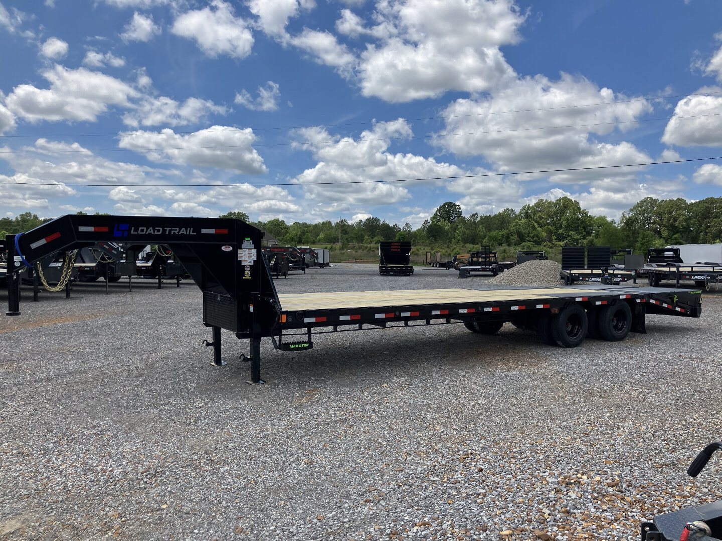 New 2025 Load Trail Gooseneck Flatbed Trailer | 102" x 30' 25.9KGVWR