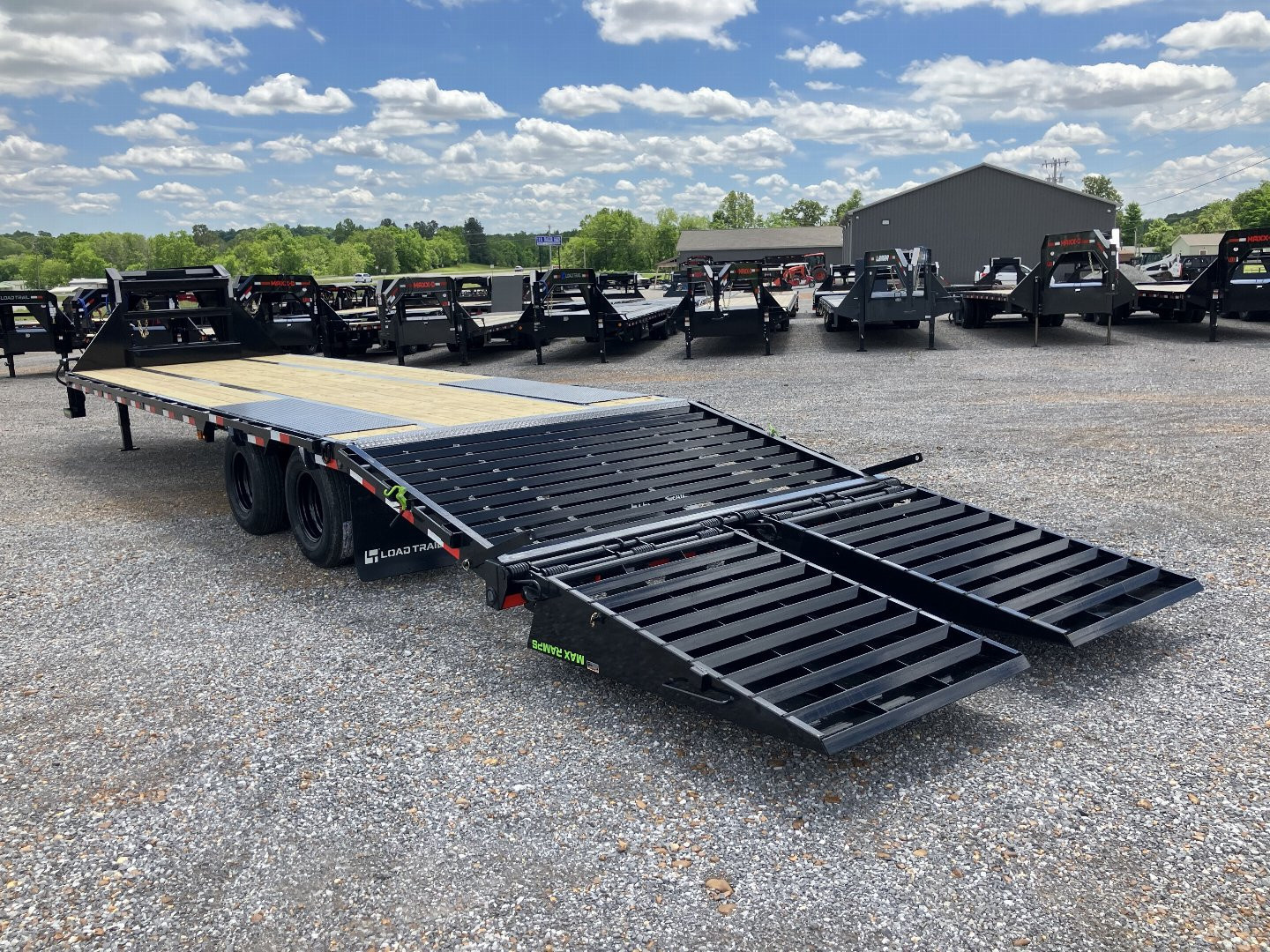New 2025 Load Trail Gooseneck Flatbed Trailer | 102" x 30' 25.9KGVWR