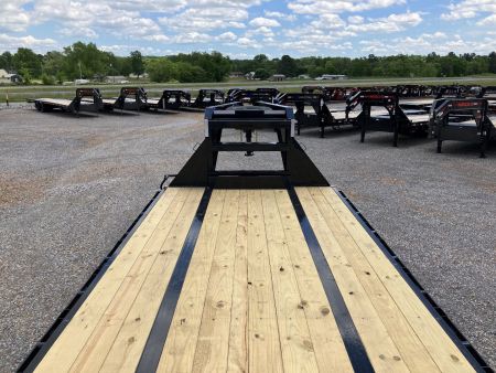 New 2025 Load Trail Gooseneck Flatbed Trailer | 102" x 30' 25.9KGVWR