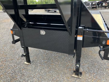New 2025 Load Trail Gooseneck Flatbed Trailer | 102" x 30' 25.9KGVWR