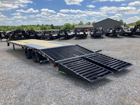 New 2025 Load Trail Gooseneck Flatbed Trailer | 102" x 30' 25.9KGVWR