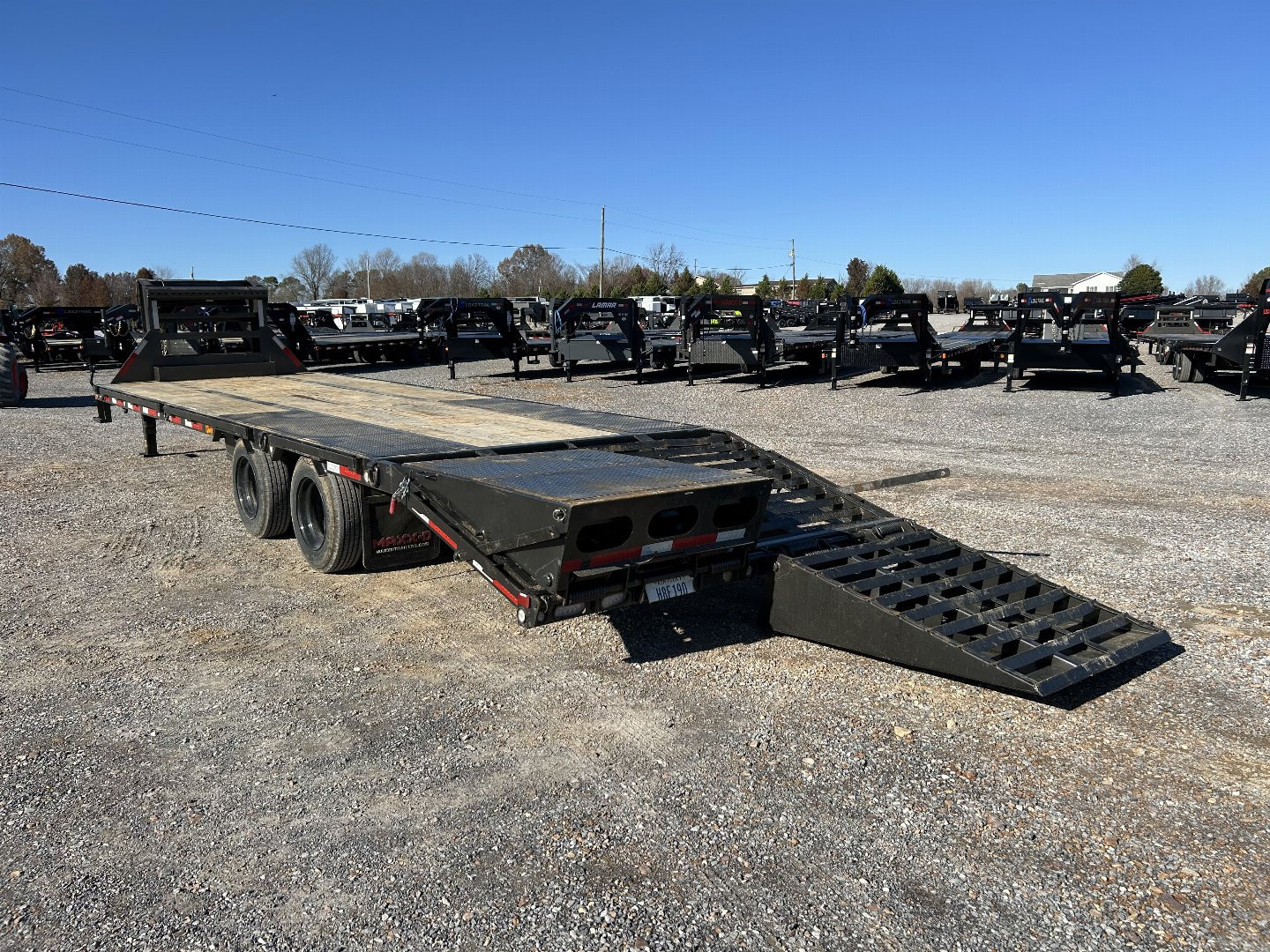 Used 2024 MAXXD Gooseneck Flatbed Trailer | 102" x 28' 30K GVWR
