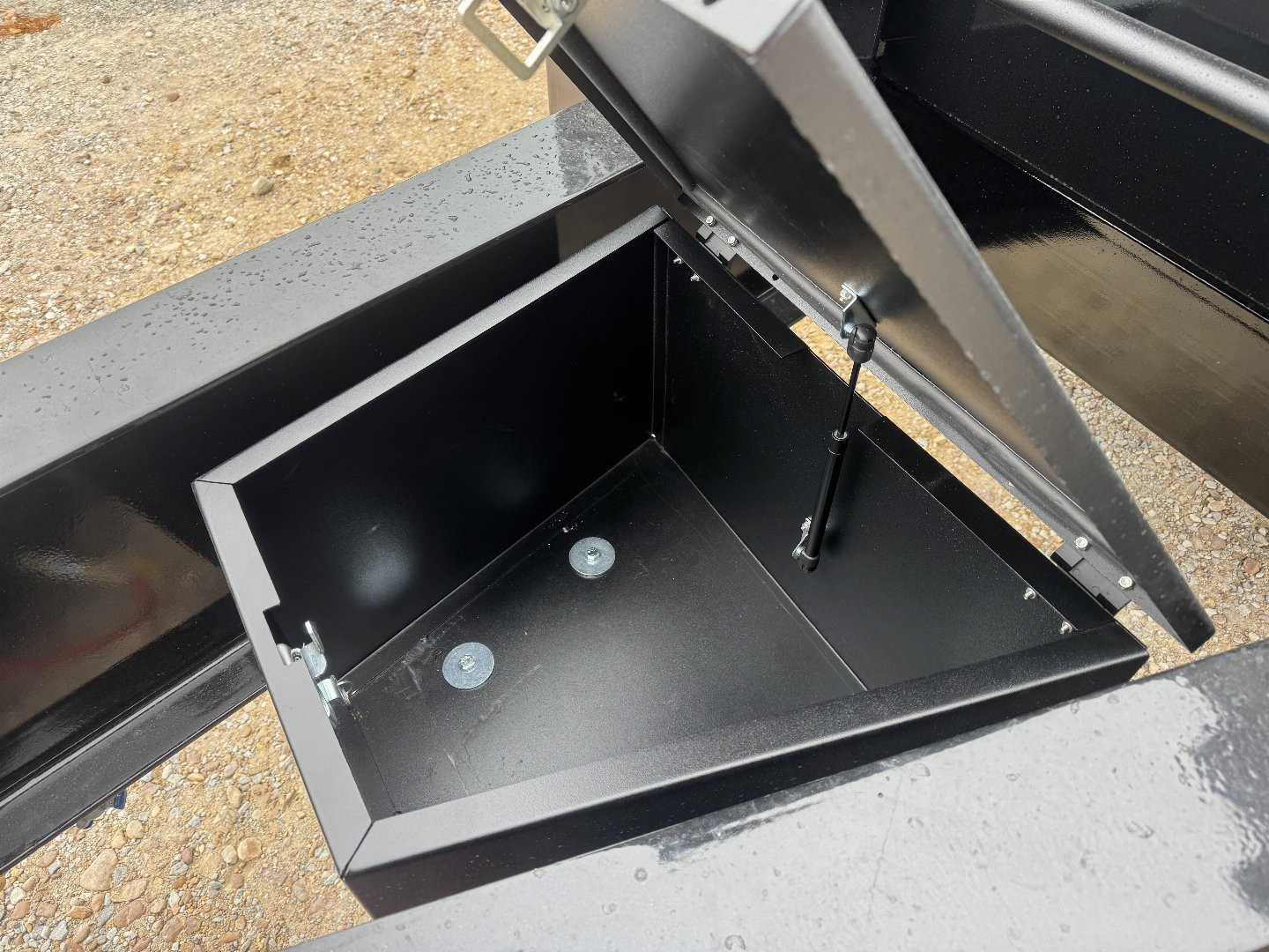 New 2025 Behnke 102"x30' 20 TON Pintle Hitch Tag Trailer *AIR TILT*