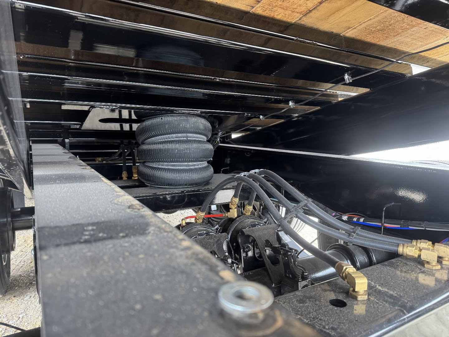 New 2025 Behnke 102"x30' 20 TON Pintle Hitch Tag Trailer *AIR TILT*
