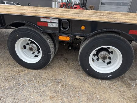 New 2025 Behnke 102"x30' 20 TON Pintle Hitch Tag Trailer *AIR TILT*