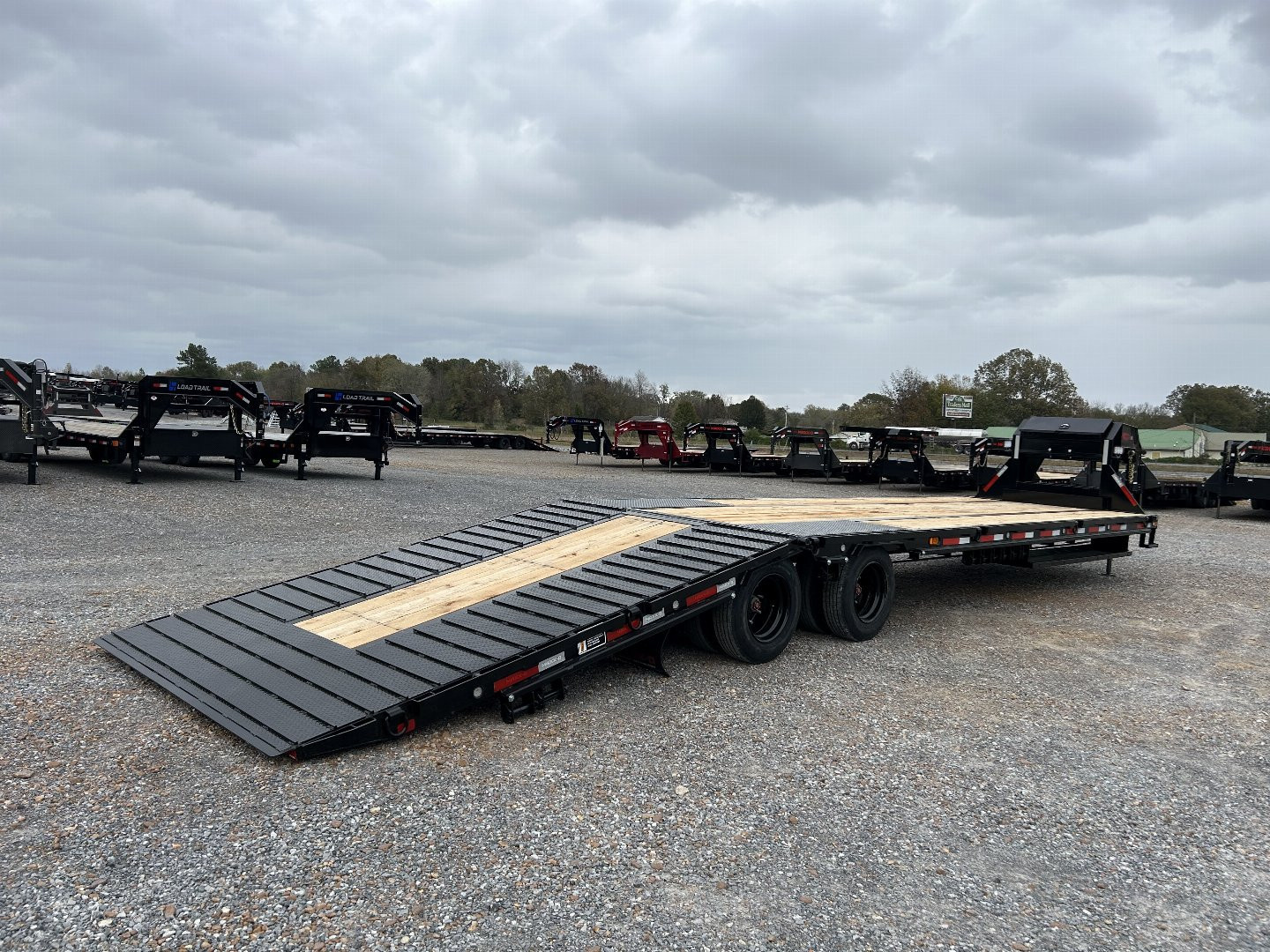 New 2025 MAXXD Gooseneck Trailer | 36' x 102' 30K GVWR