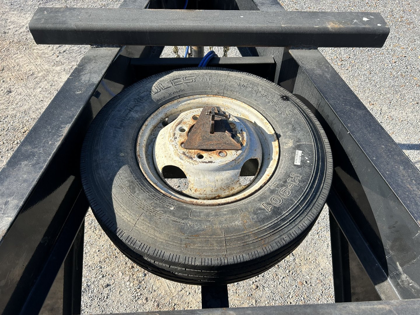Used 2018 Load Trail 102"X34' 22K Hyd Dove Gooseneck Trailer