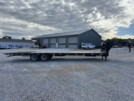 Used 2018 Load Trail 102"X34' 22K Hyd Dove Gooseneck Trailer