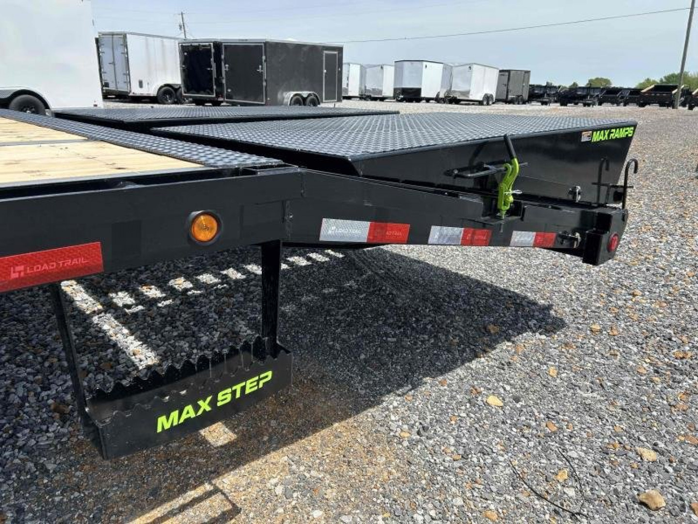 New 2024 Load Trail Gooseneck Flatbed Trailer | 102" x 40' 25.9k GVWR