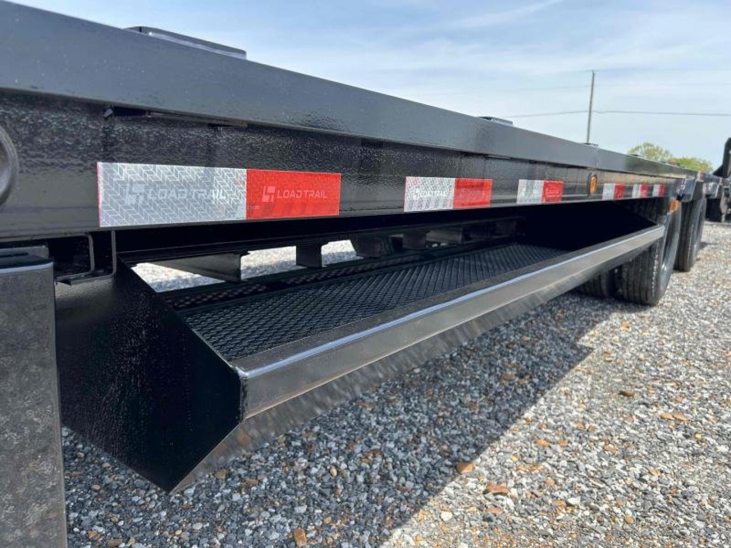 New 2024 Load Trail Gooseneck Flatbed Trailer | 102" x 40' 25.9k GVWR
