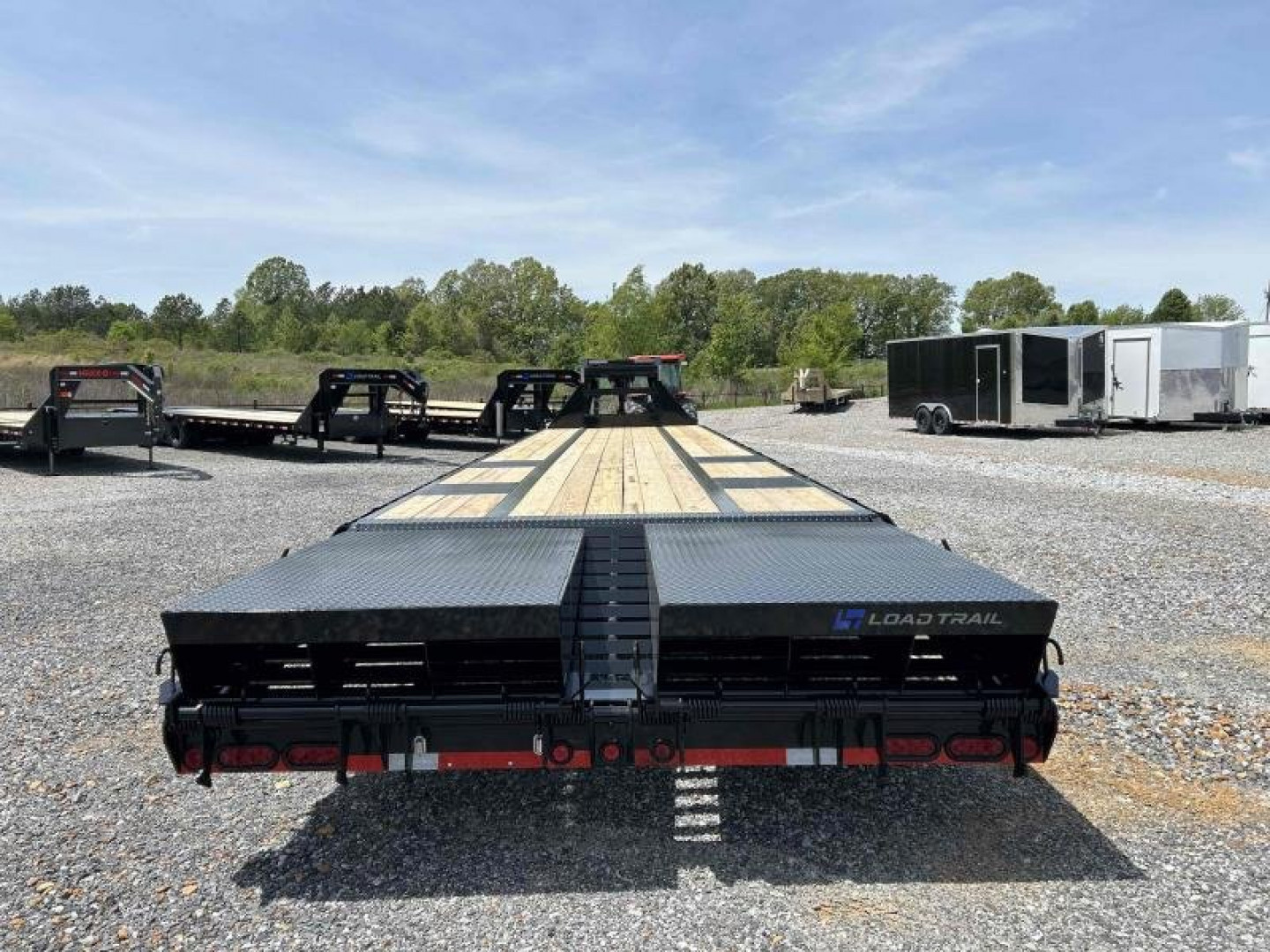 New 2024 Load Trail Gooseneck Flatbed Trailer | 102" x 40' 25.9k GVWR
