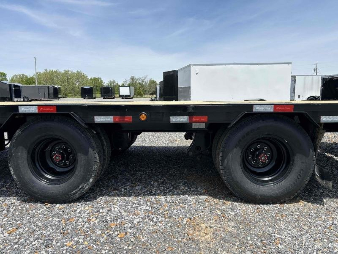 New 2024 Load Trail Gooseneck Flatbed Trailer | 102" x 40' 25.9k GVWR