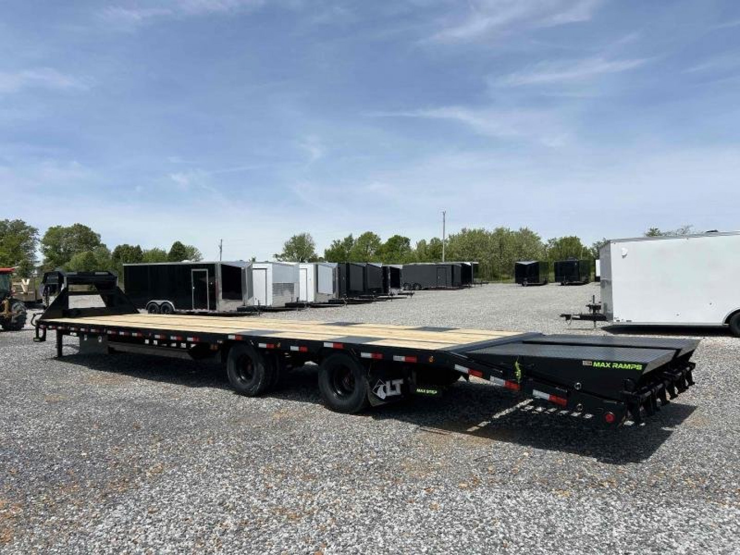 New 2024 Load Trail Gooseneck Flatbed Trailer | 102" x 40' 25.9k GVWR