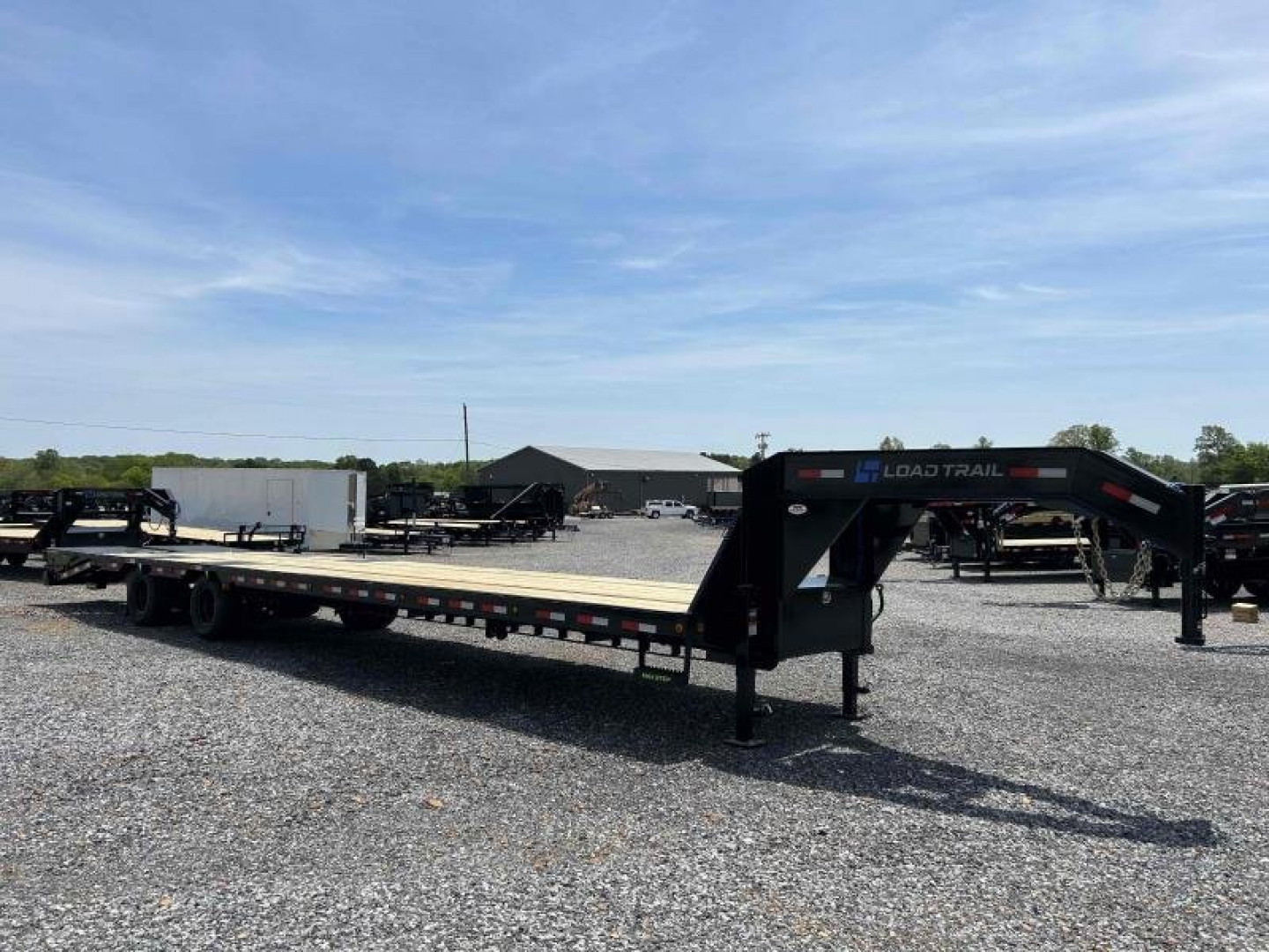 New 2024 Load Trail Gooseneck Flatbed Trailer | 102" x 40' 25.9k GVWR