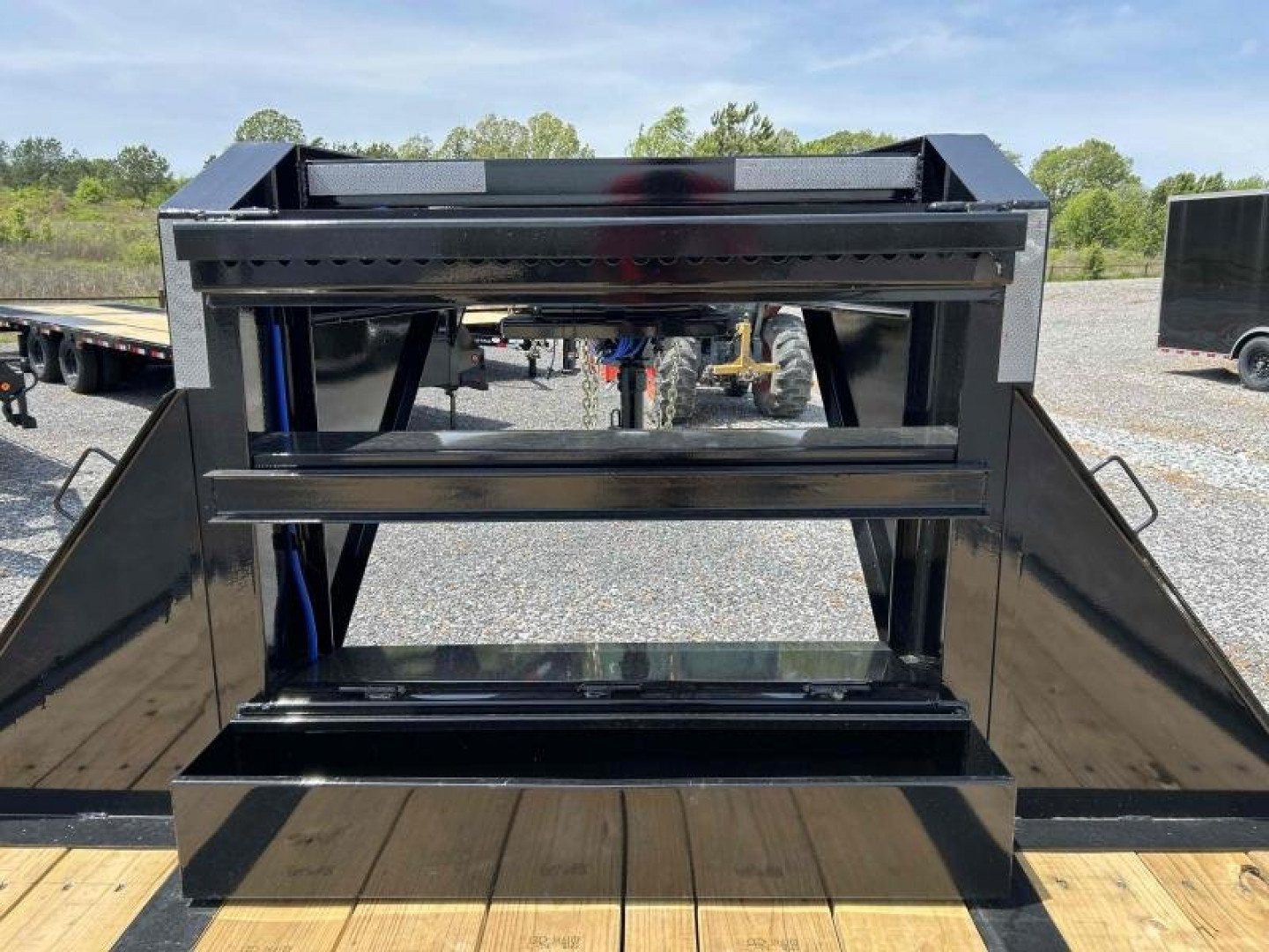New 2024 Load Trail Gooseneck Flatbed Trailer | 102" x 40' 25.9k GVWR