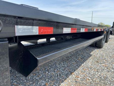 New 2024 Load Trail Gooseneck Flatbed Trailer | 102" x 40' 25.9k GVWR