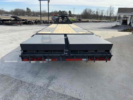 New 2024 Lamar 102" x 32' 22k Gooseneck Trailer