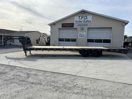New 2024 Lamar 102" x 32' 22k Gooseneck Trailer