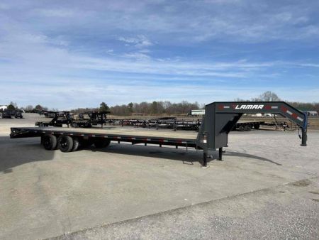 New 2024 Lamar 102" x 32' 22k Gooseneck Trailer