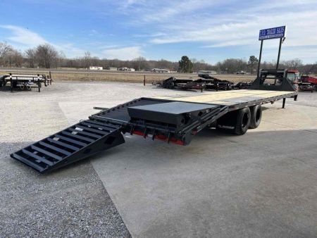 New 2024 Lamar 102" x 32' 22k Gooseneck Trailer