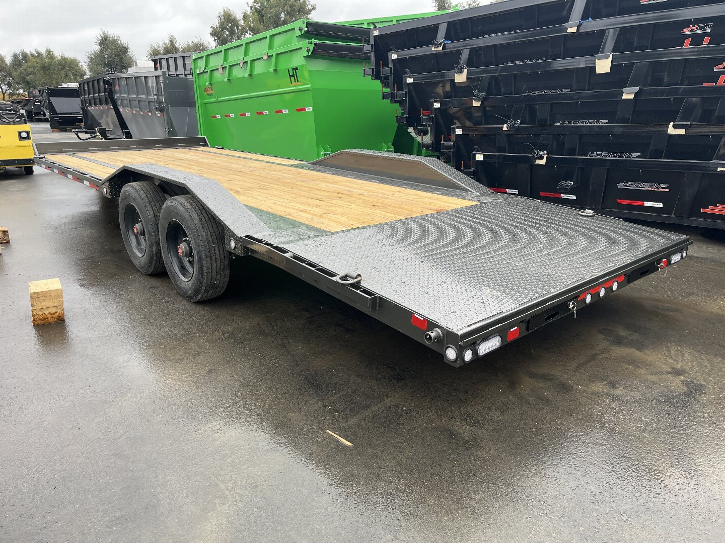 2025 MAXXD H9X10224