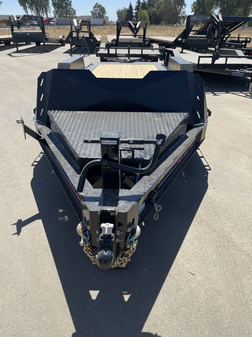 New 2025 HORIZON TRAILERS ETZBP207K Tilt Trailer