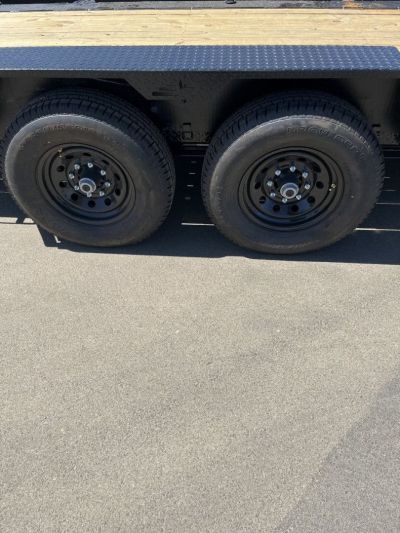 New 2025 HORIZON TRAILERS ETZBP207K Tilt Trailer