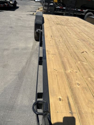 New 2025 MAXXD C6X8322 Car Hauler