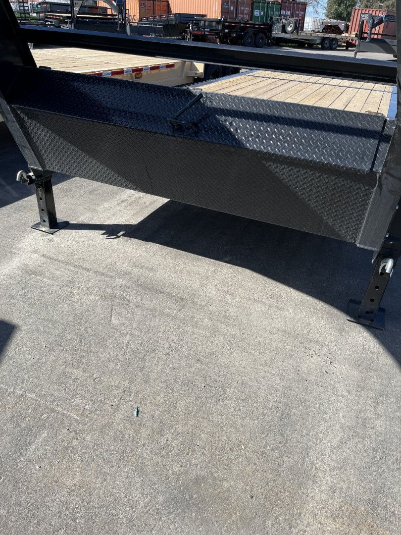 New 2024 Horizon Trailers FWZGN-32MR 7K Flatbed Trailer