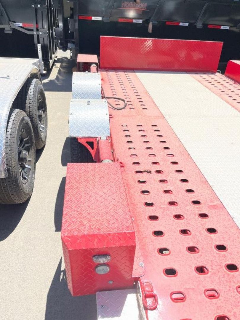 New 2023 Primo WDD82X14CAR8KTA Car Hauler
