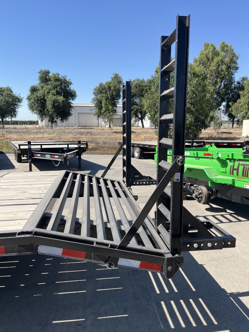 New 2022 Delco Trailers F822 Deckover Trailer