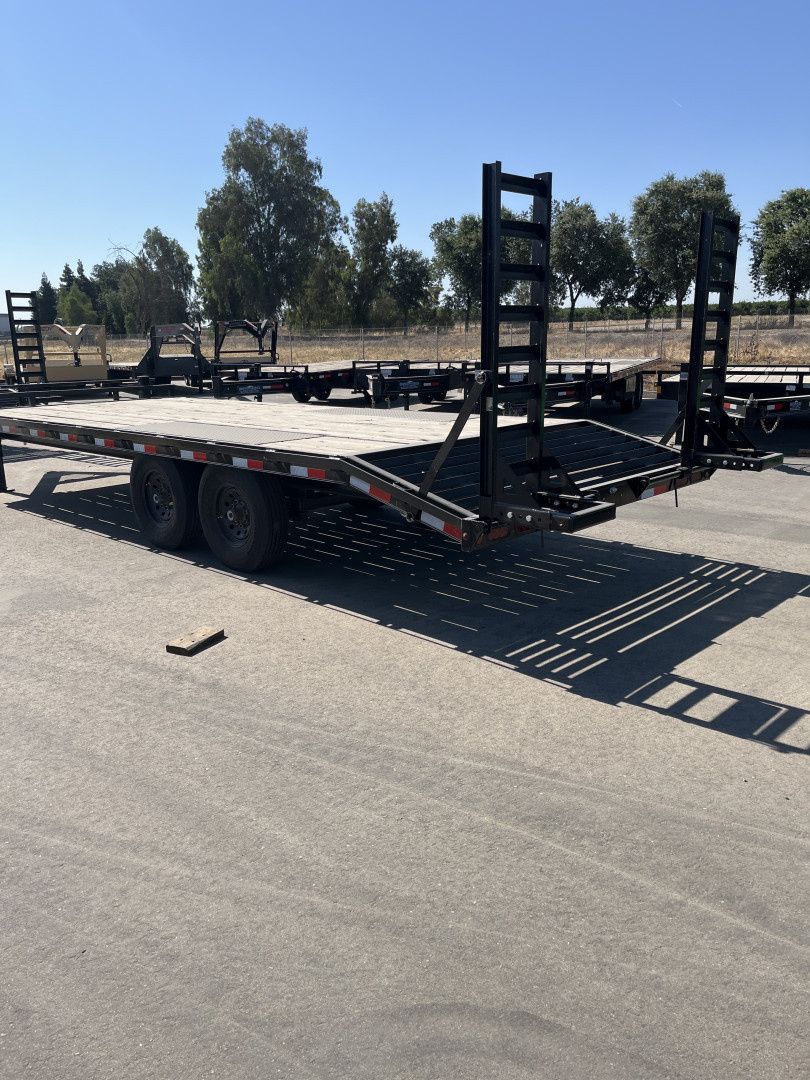 New 2022 Delco Trailers F822 Deckover Trailer