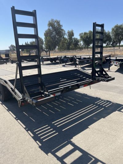 New 2022 Delco Trailers F822 Deckover Trailer