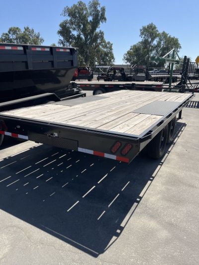 New 2022 Delco Trailers F818 Deckover Trailer