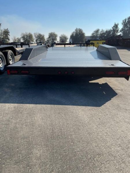 New 2021 East Texas Trailers CH0218032 Car Hauler