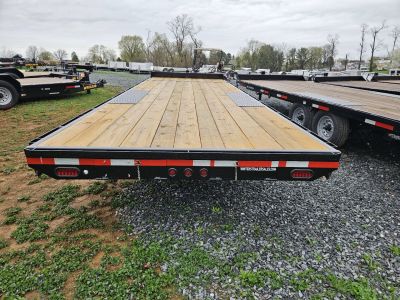 New 2025 PEQUEA DECKOVER 24 Flatbed Trailer