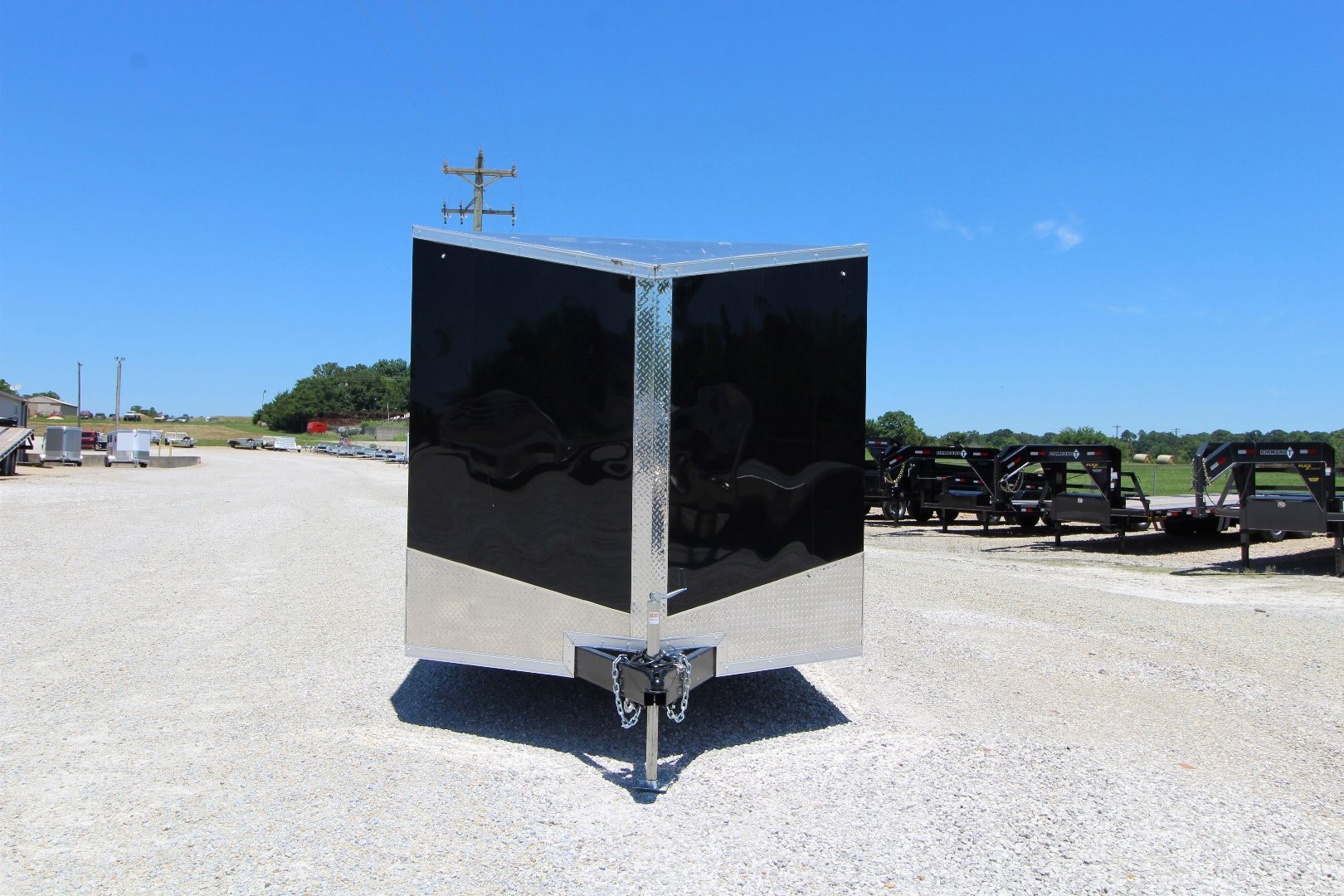 New 2024 Formula Trailers 8.5 X 24' CONQUEST Car / Racing Trailer