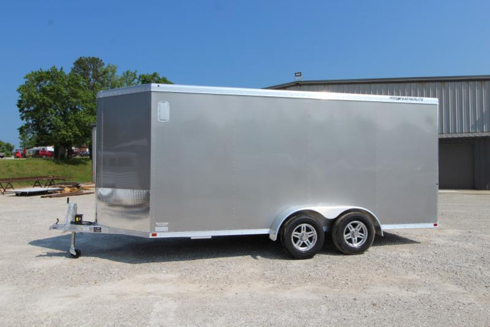 2025 Featherlite