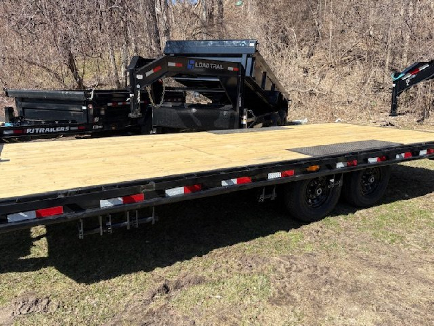 New PJ Trailers 102" x 20' F8 --14K GVW