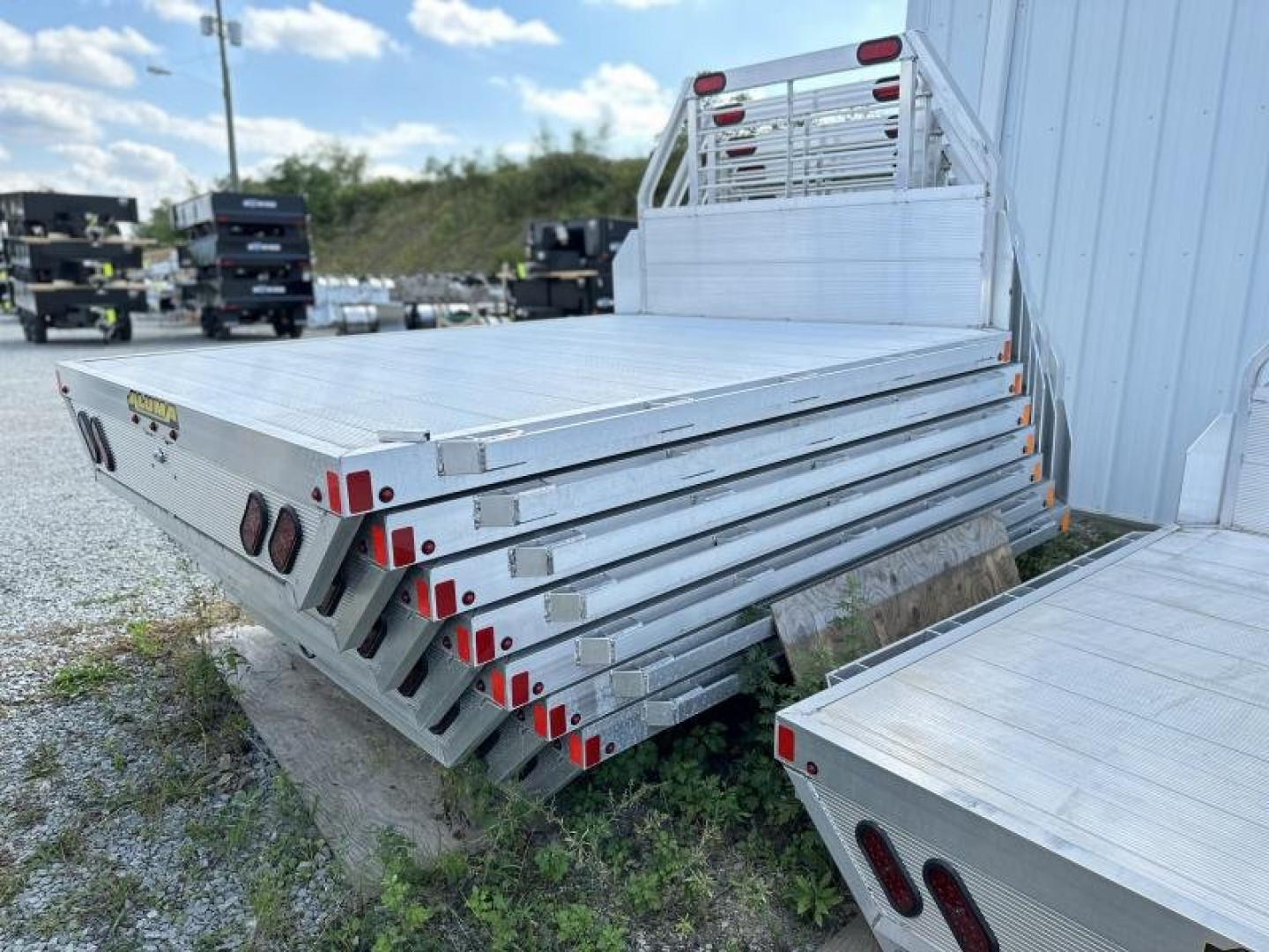 New 2027 ALUMA 8' Single Wheel Truck Bed